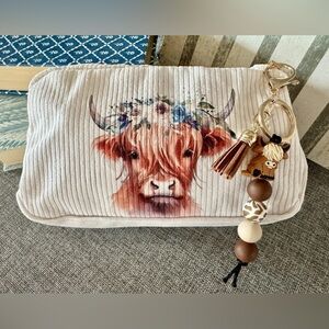New Highland Cow & Flowers Makeup Cosmetic Tech Pencil Bag w/ Keychain - 7.5”